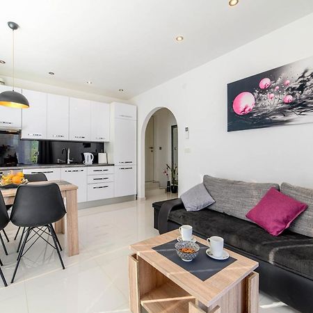 שיבניק Apartment Jelic מראה חיצוני תמונה