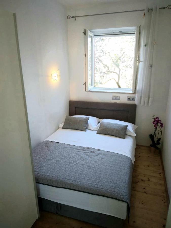 שיבניק Apartment Jelic מראה חיצוני תמונה